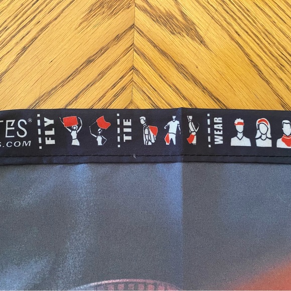 Flytes concert flie-tie wear - Picture 3 of 3